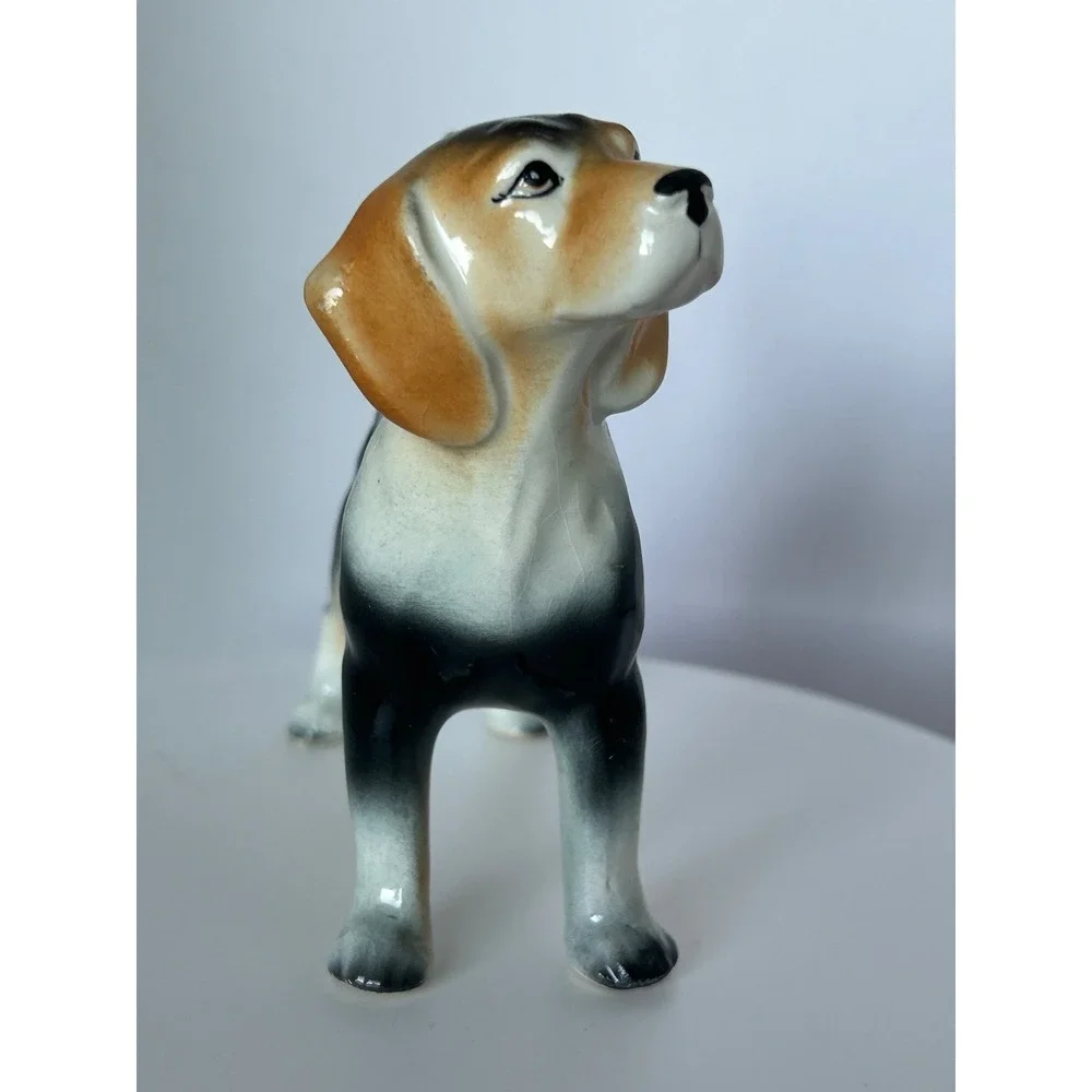 Vintage Ceramic Beagle Figurine Tricolor Dog Statue‎ Made in Japan Glossy Glaze